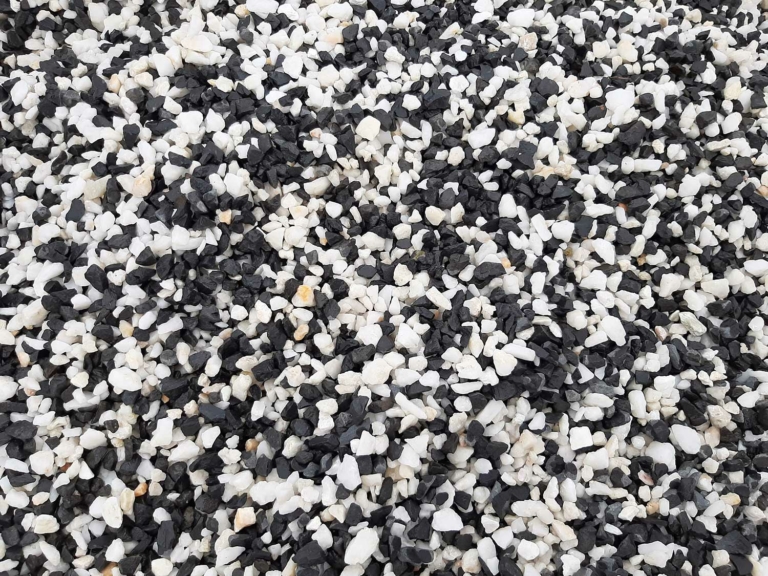 graviers-Black&white